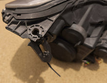 Laden Sie das Bild in den Galerie-Viewer, Frontscheinwerfer Citroën C5 9650115480 Xenon Links Scheinwerfer Headlight