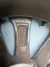 Load image into Gallery viewer, 1x Alufelge 16 Zoll 6.5" 5x114.3 44ET Schwarz 403005287R 403008128R Renault FEL1276502637bi