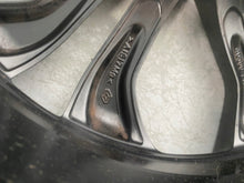 Load image into Gallery viewer, 1x Alufelge 20 Zoll 6.5" 5x114.3 33ET Glanz Silber 403009689R Renault Scenic FEL3311404838tc