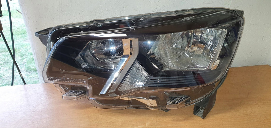 Frontscheinwerfer Peugeot Rifter 9816826980 90146193 Links Headlight