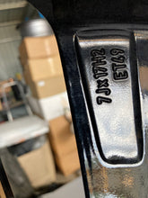 Load image into Gallery viewer, 1x Alufelge 17 Zoll 7.0" 5x112 49ET Glanz Silber 5G0601025AK VW Golf Vii FEL5838582520wm