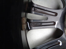 Laden Sie das Bild in den Galerie-Viewer, 1x Alufelge 15 Zoll 5.0&quot; 4x100 46ET HY32-1007-GA Mitsubishi Rim Wheel