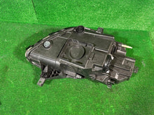 Laden Sie das Bild in den Galerie-Viewer, Frontscheinwerfer Ford Puma L1TB-13E015-GK Links Scheinwerfer Headlight SCH2296764780wt