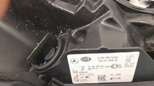 Laden Sie das Bild in den Galerie-Viewer, Frontscheinwerfer Mercedes-Benz Vito W447 A4479067800 Rechts Headlight