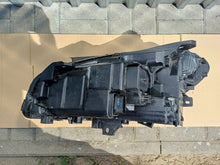 Laden Sie das Bild in den Galerie-Viewer, Frontscheinwerfer Mercedes-Benz W246 A2469066201 Rechts Scheinwerfer Headlight SCH8280878506qb