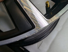 Laden Sie das Bild in den Galerie-Viewer, 1x Alufelge 18 Zoll 7.0" 5x108 35ET 9828186880 Peugeot 2008 Rim Wheel FEL4573641637ki