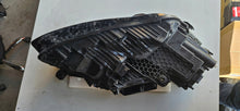 Load image into Gallery viewer, Frontscheinwerfer VW Touareg 761941113A LED Links Scheinwerfer Headlight