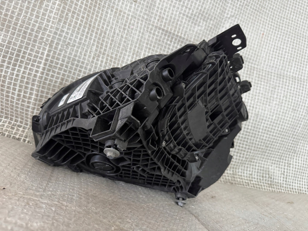 Frontscheinwerfer Porsche Taycan 9J1941032E Full LED Rechts Headlight SCH4626892792en