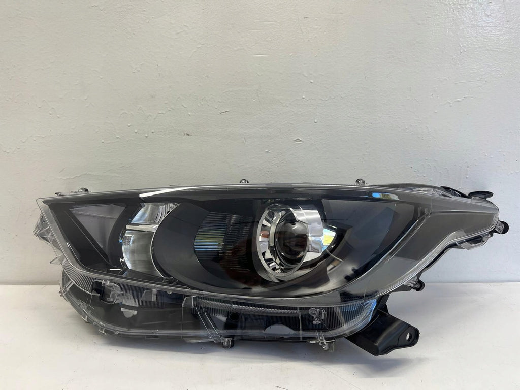 Frontscheinwerfer Toyota Yaris Links Scheinwerfer Headlight