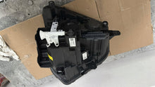 Laden Sie das Bild in den Galerie-Viewer, Frontscheinwerfer Hyundai Kona 92102-HF100 Rechts Scheinwerfer Headlight SCH4430244297nz