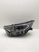 Laden Sie das Bild in den Galerie-Viewer, Frontscheinwerfer Toyota 4 IV LED Links Scheinwerfer Headlight