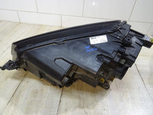 Laden Sie das Bild in den Galerie-Viewer, Frontscheinwerfer Skoda Karoq 57B941016B Rechts Scheinwerfer Headlight SCH6202950213cc