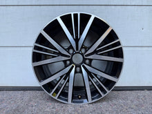 Load image into Gallery viewer, 1x Alufelge 17 Zoll 7.0" 5x112 54ET Glanz Schwarz 5K0601025AS VW Golf VI I Caddy FEL9359761092cj