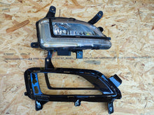 Laden Sie das Bild in den Galerie-Viewer, Frontscheinwerfer Hyundai Tucson 92202-D7600 Rechts Scheinwerfer Headlight SCH7417705504xq
