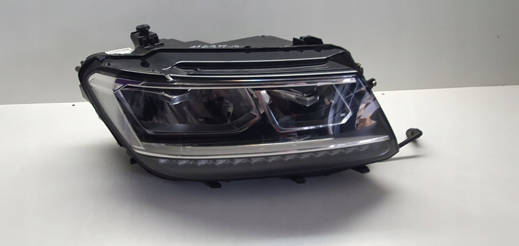 Frontscheinwerfer VW Tiguan 5NB941036 85122000 Rechts Scheinwerfer Headlight SCH2297907264vb