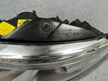 Load image into Gallery viewer, Frontscheinwerfer VW Passat Cc 3C89941753C Xenon Links Scheinwerfer Headlight SCH6507694263dp