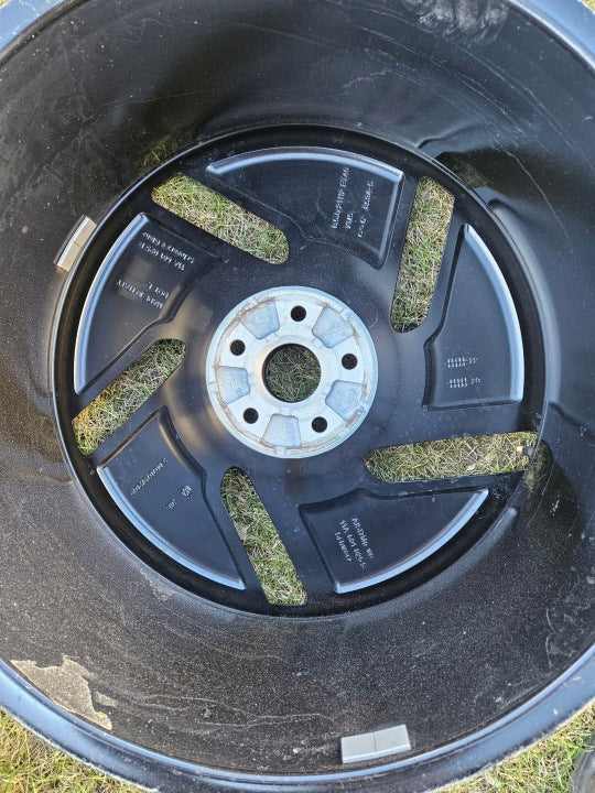1x Alufelge 21 Zoll 9.0" 5x112 42ET VW Rim Wheel FEL3224902356gr