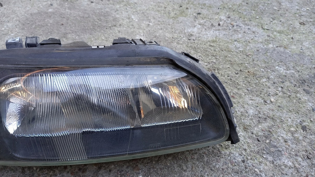 Frontscheinwerfer Volvo V70 II 89004806 Rechts Scheinwerfer Headlight