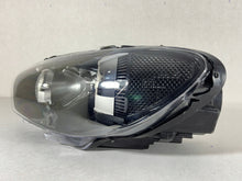 Laden Sie das Bild in den Galerie-Viewer, Frontscheinwerfer VW Scirocco 1K8941031D Xenon Links Scheinwerfer Headlight