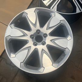 1x Alufelge 19 Zoll 8.0