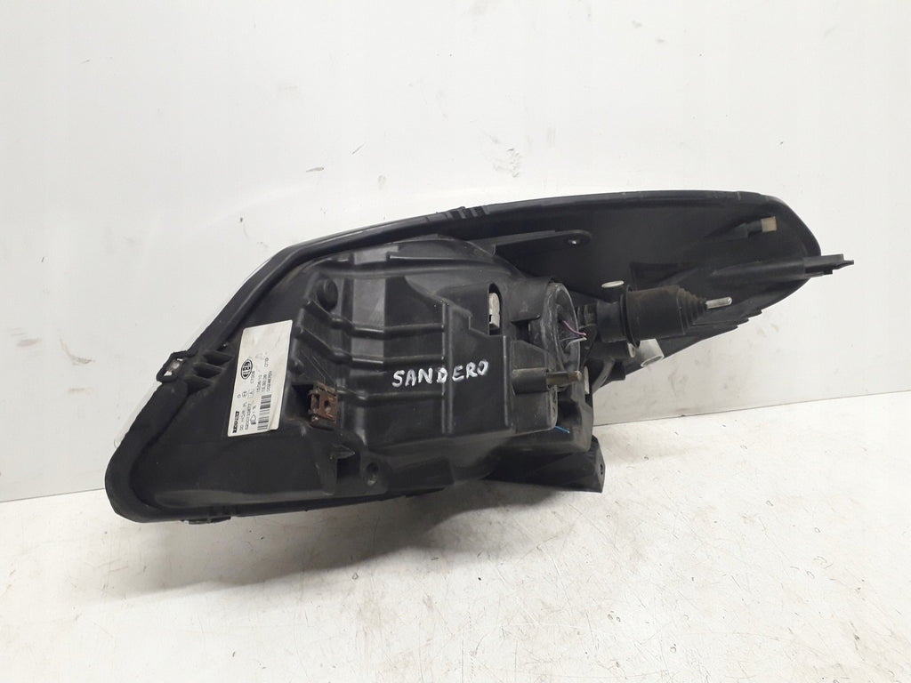 Frontscheinwerfer Dacia Sandero 8200733877- Rechts Scheinwerfer Headlight