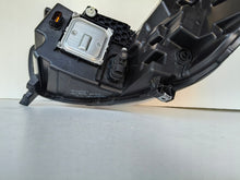 Laden Sie das Bild in den Galerie-Viewer, Frontscheinwerfer Renault Trafic III 260102899R Full LED Rechts Headlight SCH8348025824ft