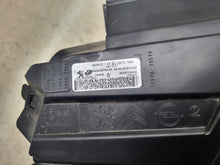 Laden Sie das Bild in den Galerie-Viewer, Frontscheinwerfer Peugeot Expert Traveller 9808235780 Xenon Rechts Headlight SCH8302313790sb