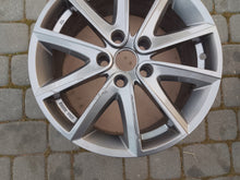 Laden Sie das Bild in den Galerie-Viewer, 1x Alufelge 17 Zoll 7.5" 5x114.3 50ET Glanz Silber KBA48952 Mazda Cx30 Rim Wheel FEL6357461301ev