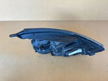 Laden Sie das Bild in den Galerie-Viewer, Frontscheinwerfer Hyundai I30 III 92101-G4XXX Links Scheinwerfer Headlight SCH3918324992mo