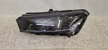 Laden Sie das Bild in den Galerie-Viewer, Frontscheinwerfer Skoda Enyaq 5LB941015A LED Links Scheinwerfer Headlight