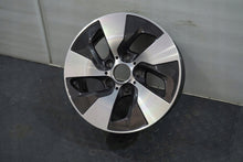 Load image into Gallery viewer, 1x Alufelge 16 Zoll 7.0&quot; 5x120 40ET Glanz 6868392 BMW 1 F21 F20 Rim Wheel