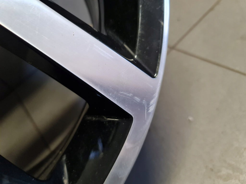 1x Alufelge 18 Zoll 7.5" 5x112 51ET Glanz Silber 5G0601025CP VW Golf Vii FEL6396950982hn
