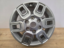 Laden Sie das Bild in den Galerie-Viewer, 1x Alufelge 17 Zoll 6.5&quot; 6x139.7 48ET 52910CG100 Hyundai Staria Rim Wheel