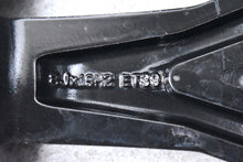 Load image into Gallery viewer, 1x Alufelge 18 Zoll 8.0" 5x112 39ET Glanz Silber 3ED601025B VW Passat B8 FEL7109281773sy