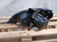 Laden Sie das Bild in den Galerie-Viewer, Frontscheinwerfer Mercedes-Benz W163 1638200749 Rechts Scheinwerfer Headlight SCH9091141099os