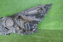 Laden Sie das Bild in den Galerie-Viewer, Frontscheinwerfer Opel Corsa D 13446802 Rechts Scheinwerfer Headlight SCH5302316926ib