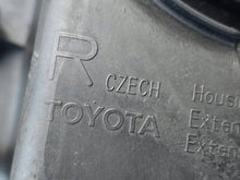 Laden Sie das Bild in den Galerie-Viewer, Frontscheinwerfer Toyota Yaris Rechts Scheinwerfer Headlight SCH5691406975xv