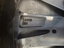 Load image into Gallery viewer, 1x Alufelge 18 Zoll 7.5&quot; 5x110 37ET 13385455 7556-01 Mg Astra Gtc Rim Wheel