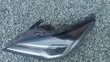 Load image into Gallery viewer, Frontscheinwerfer Opel Astra 39047198 Links Scheinwerfer Headlight SCH1081927347ff