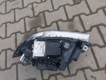 Laden Sie das Bild in den Galerie-Viewer, Frontscheinwerfer BMW E88 E81 E82 E87 7170292 7181290 Rechts Headlight SCH2950996051qp