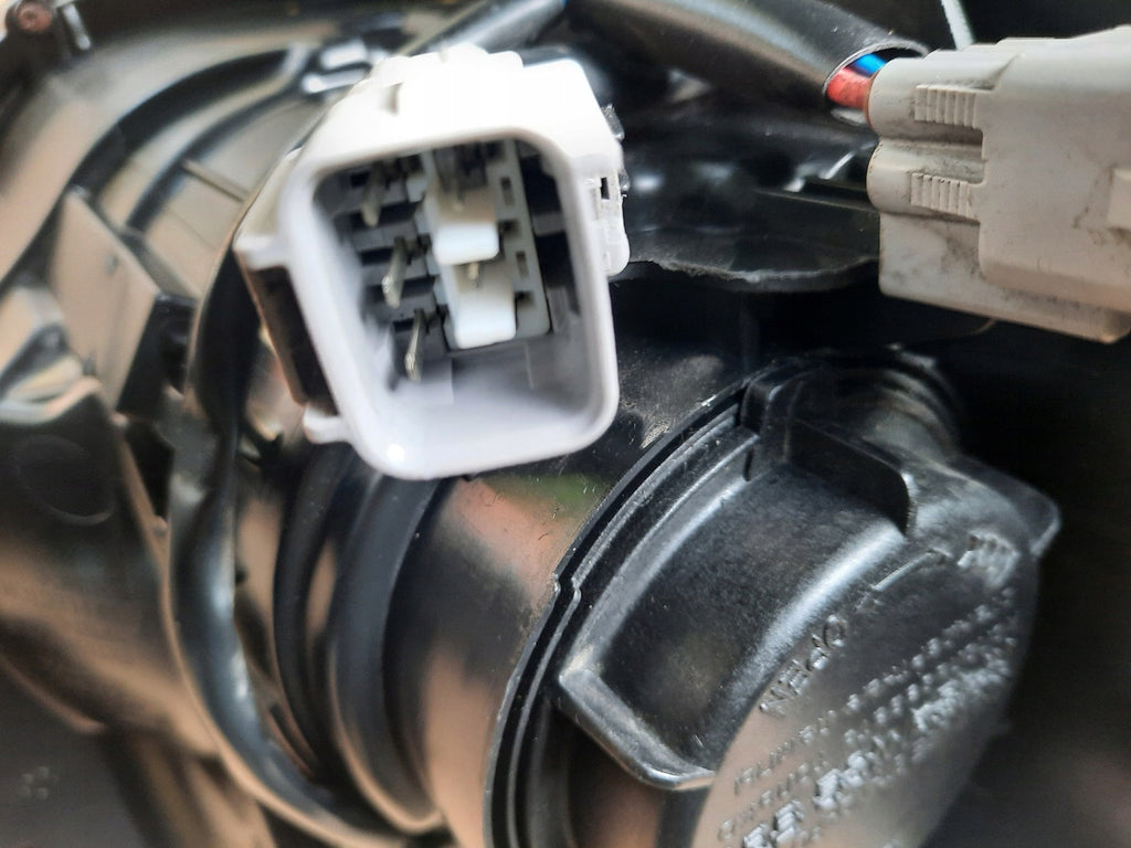 Frontscheinwerfer Mitsubishi Outlander III 4B45X8301C2 Xenon Links Headlight