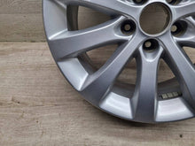 Laden Sie das Bild in den Galerie-Viewer, 1x Alufelge 17 Zoll 5x110 13269541 Opel Meriva B Rim Wheel FEL7909235398pt