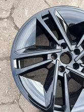 Load image into Gallery viewer, 1x Alufelge 21 Zoll 11.5" 5x130 66ET Glanz 4J3601025AD Audi E-Tron Gt Rim Wheel FEL4302002151vm