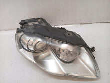 Load image into Gallery viewer, Frontscheinwerfer VW Passat 3C0941752G Xenon Rechts Scheinwerfer Headlight SCH9820146187ab