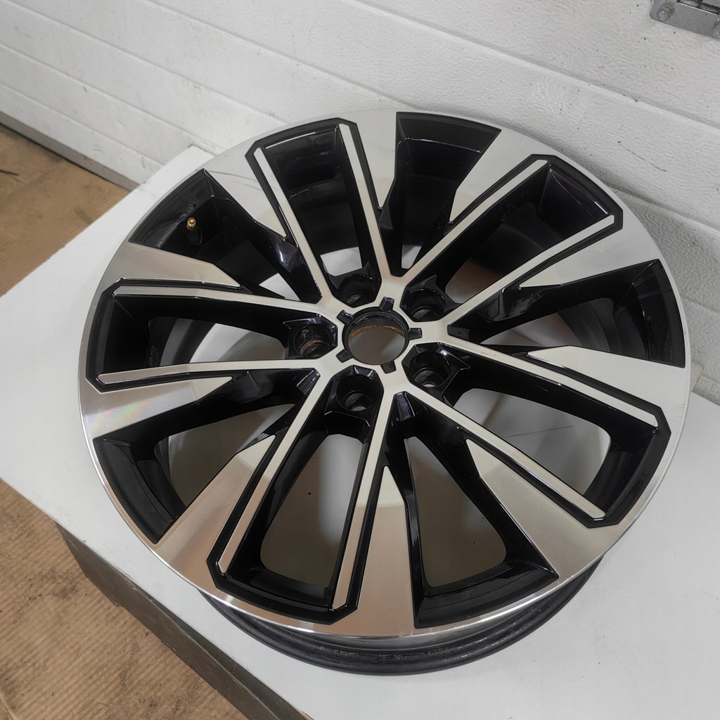 1x Alufelge 19 Zoll 7.0" 5x114.3 32ET Glanz Schwarz 403004862R Renault I FEL7851143574rz