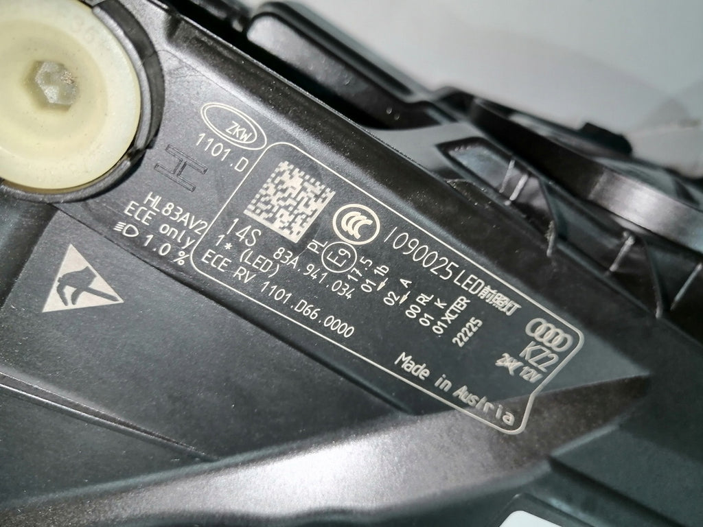 Frontscheinwerfer Audi Q3 83A941034 Rechts Scheinwerfer Headlight SCH2898830028gu