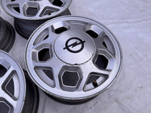 Laden Sie das Bild in den Galerie-Viewer, 4x Alufelge 13 Zoll 5.5" 4x100 49ET Silber Opel Rim Wheel FEL3927171997ch