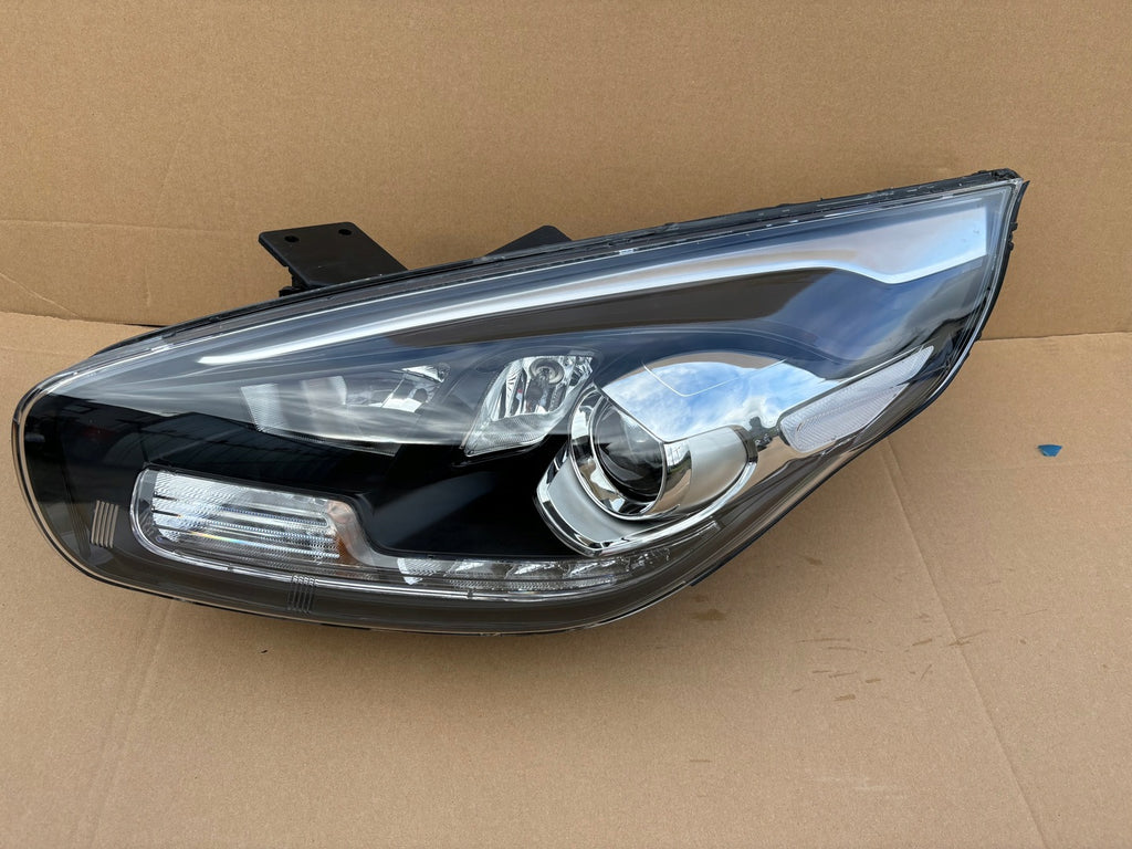 Frontscheinwerfer Kia Carens 13-92101-A4 LED Links Scheinwerfer Headlight