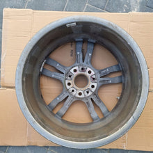 Laden Sie das Bild in den Galerie-Viewer, 1x Alufelge 18 Zoll 8.0" 5x120 34ET Grau 786677891 BMW F36 F30 F32 F31 F33 FEL5108062888tn