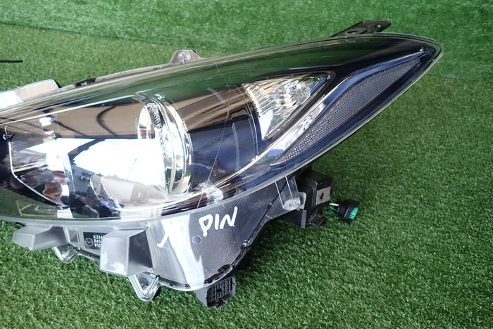 Frontscheinwerfer Mazda 3 BHR151040 Links Scheinwerfer Headlight SCH2973101277xe